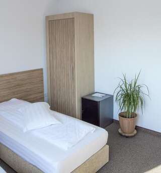 Мотели Motel Alexander Olteniţa Двухместный номер с 2 отдельными кроватями и собственной ванной комнатой-4